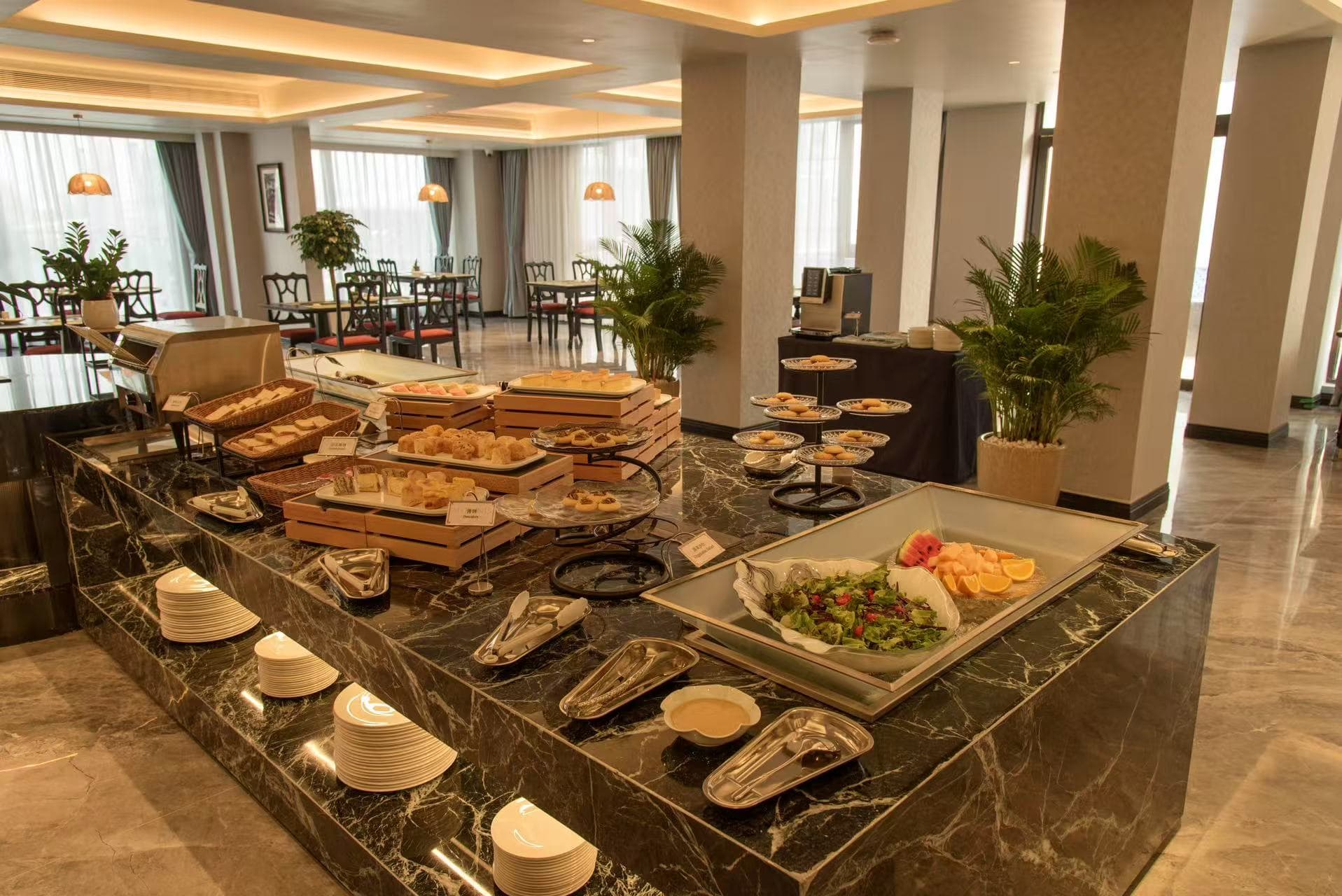 Allpoints Hotel